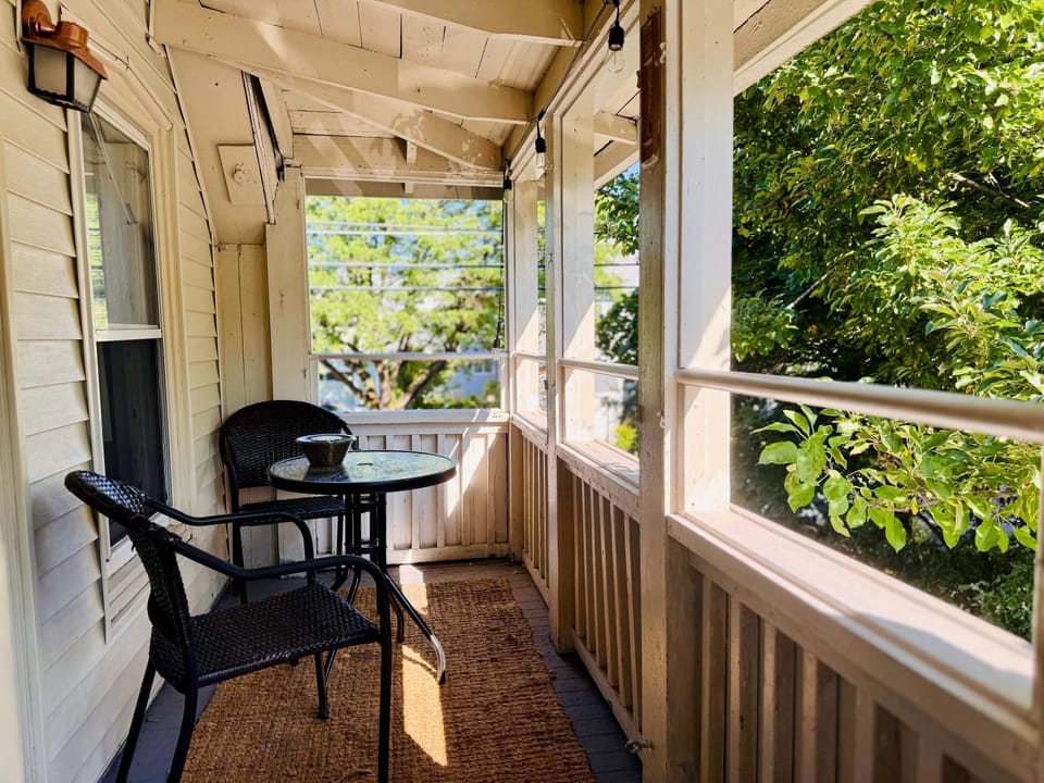 Property building, Balcony/Terrace