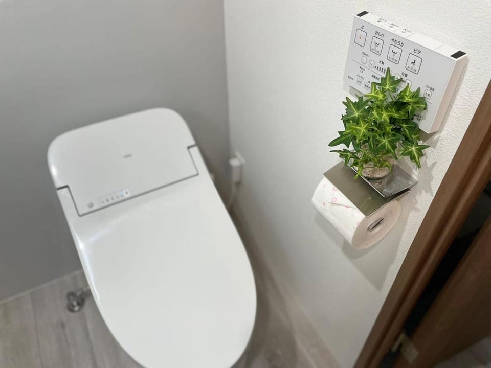 Comma House Otsuka 101 Apartment in Japan
