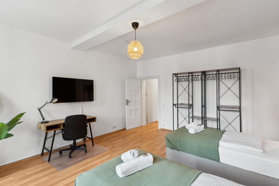 Bed, TV and multimedia, Bedroom, towels, wardrobe