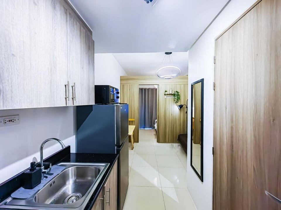 Citispace 1BR Condotel Suite at FAME Residences #FM08B Apartment in Mandaluyong
