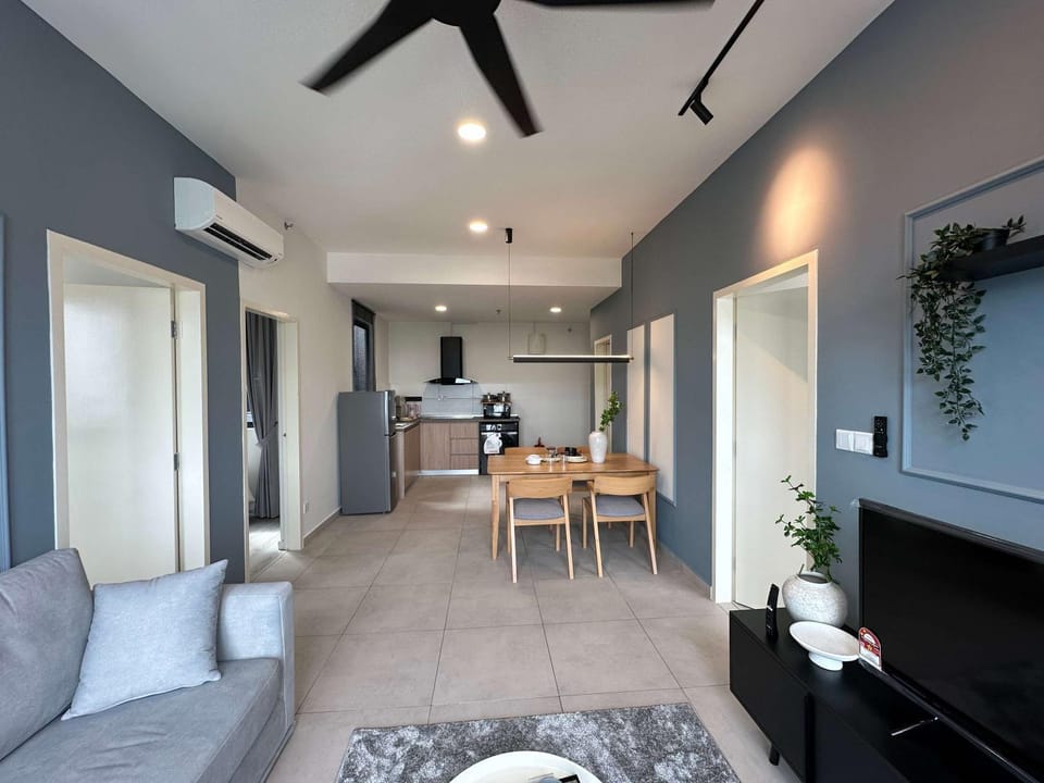Modern Suite in Seri Kembangan Nearby MRT Apartment in Selangor, Malaysia