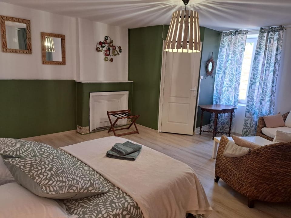 Living room, Bedroom