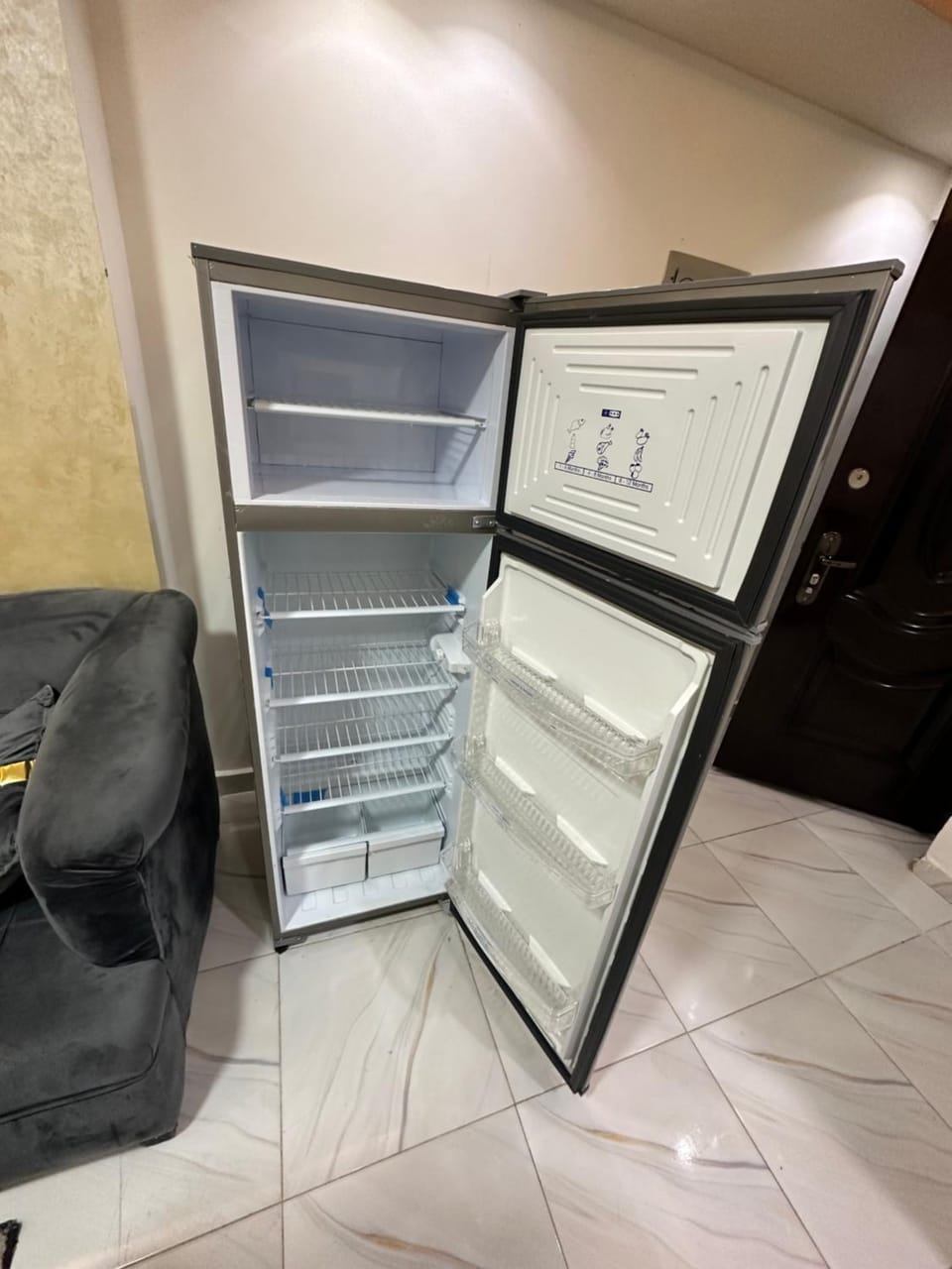 اكتوبر الحي الاول امام نادي وادي دجلة Apartment in Egypt