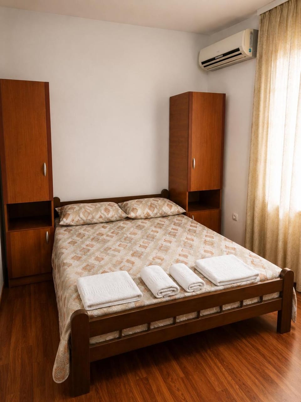 Bed, Photo of the whole room, Bedroom, towels, wardrobe, air conditioner