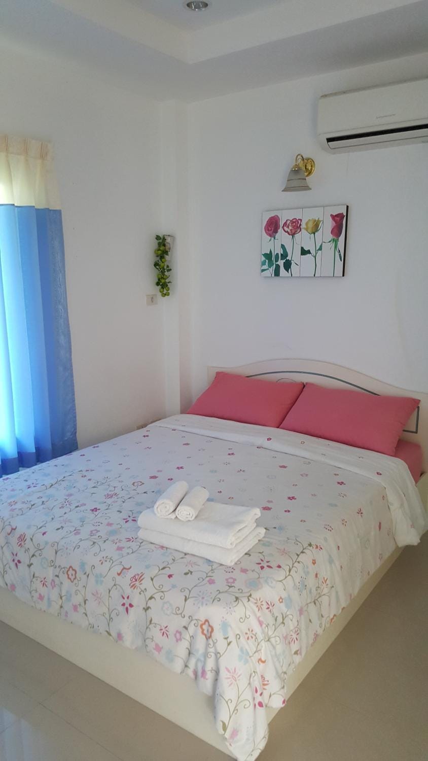 Vipha Ville Resort Resort in Prachuap Khiri Khan, Thailand