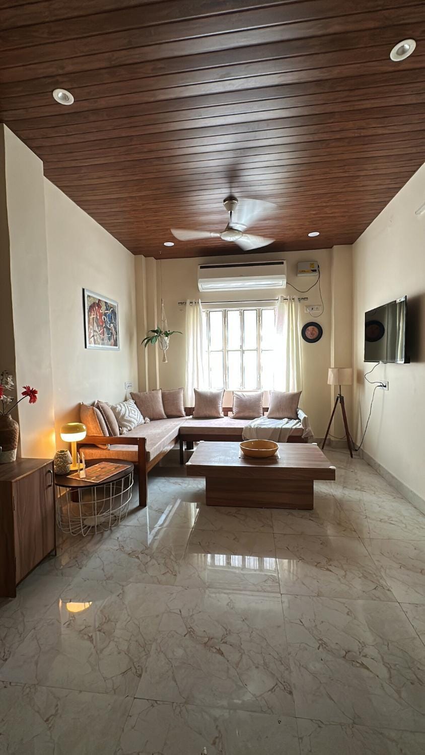 Communal lounge/ TV room, TV and multimedia, Living room, Photo of the whole room, Seating area