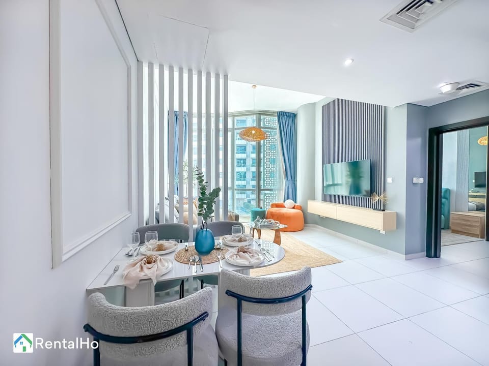 Amazing New Design Flat with Rooftop Pool in Dubai Marina 5 pax Apartment in Dubai