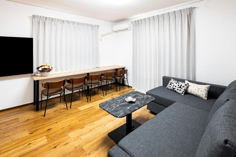 TV and multimedia, Living room, air conditioner