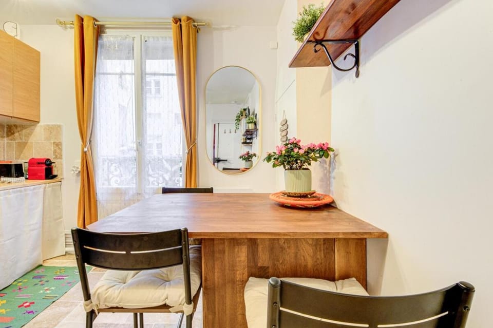 Petit studio cosy quartier branché entre Bastille et Nation Apartment in Paris