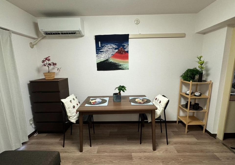 Cozy Room near Shinjuku Shibuya Ikebukuro Apartment hotel in Tokyo Prefecture