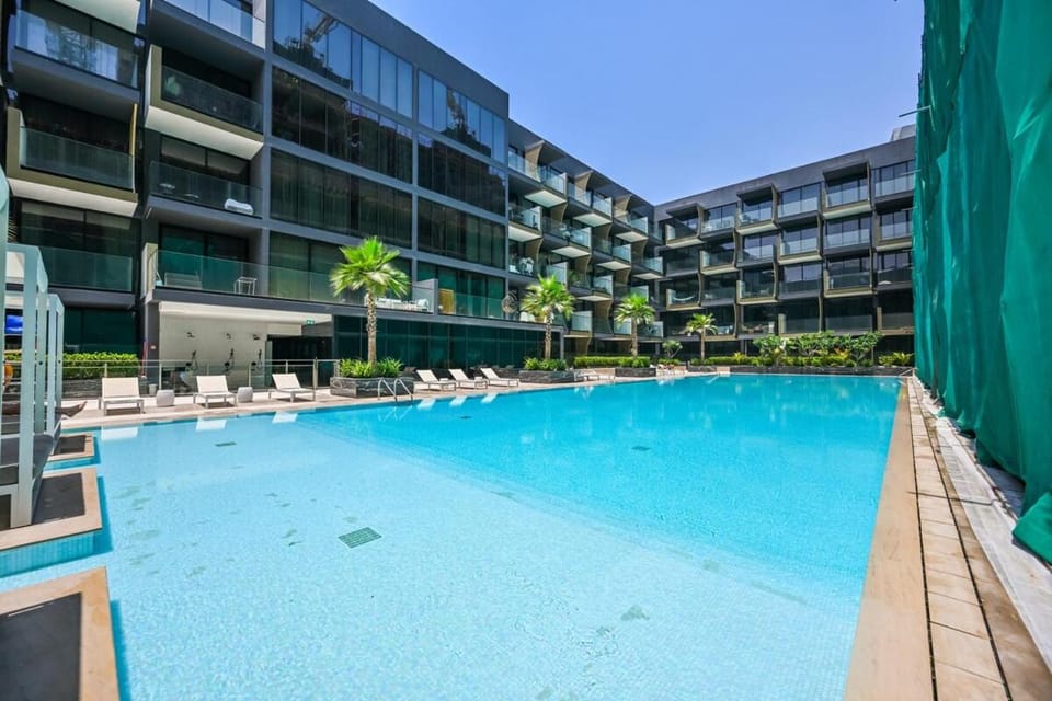 Stunning 1 br modern luxury residence at JVC Apartment in Dubai