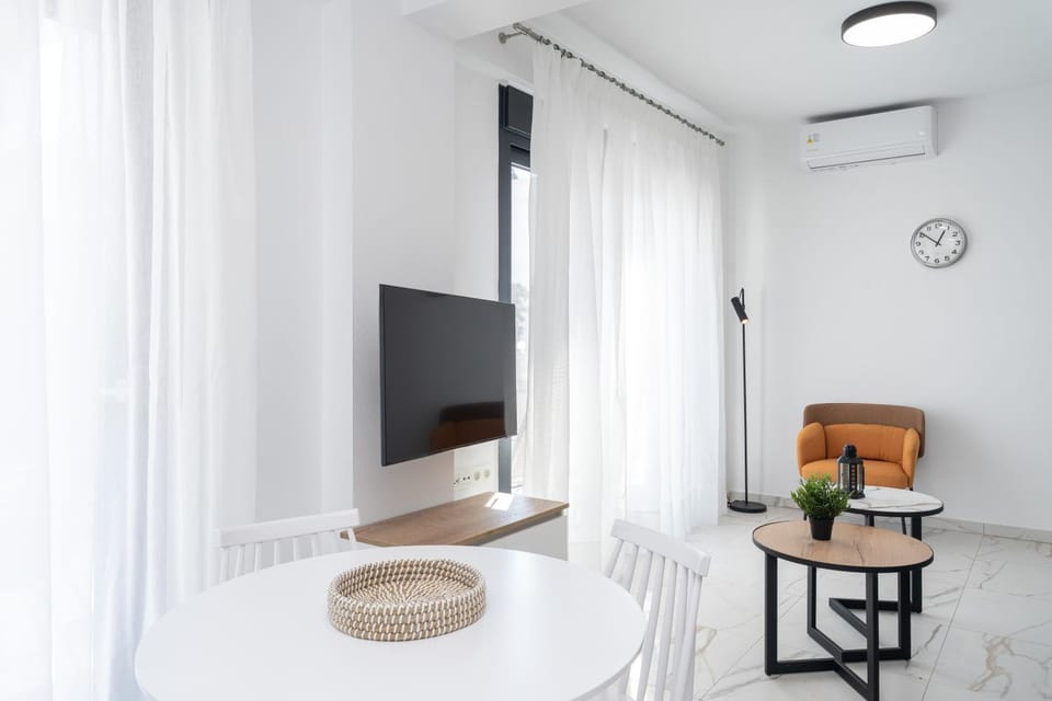 Communal lounge/ TV room, Seating area