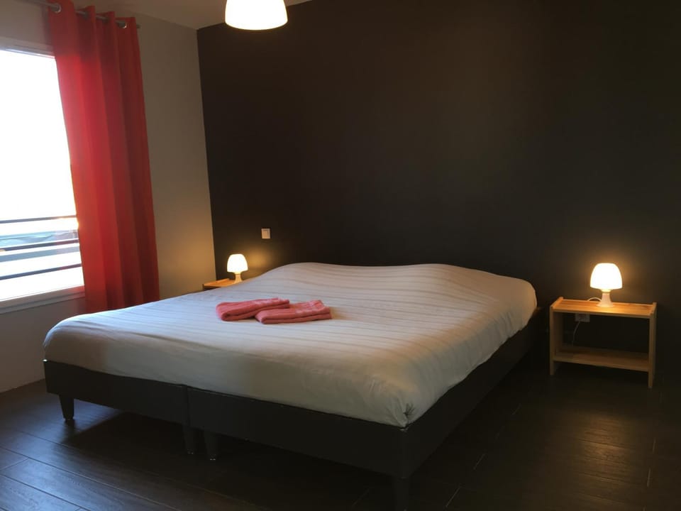 Villa piscine chauffée et spa en options Villa in Château-d'Olonne