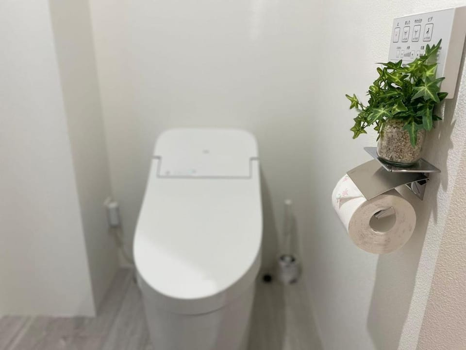 Comma House Otsuka 4-2 Apartment in Japan
