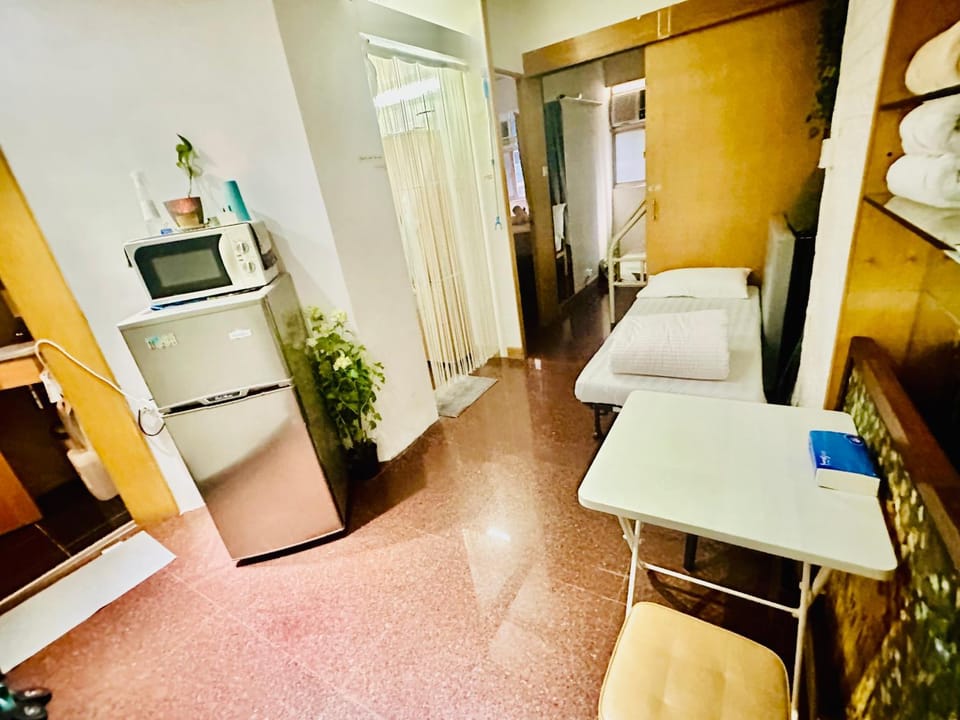 Cozy full Apartment 2 bedroom central area Apartment in Hong Kong