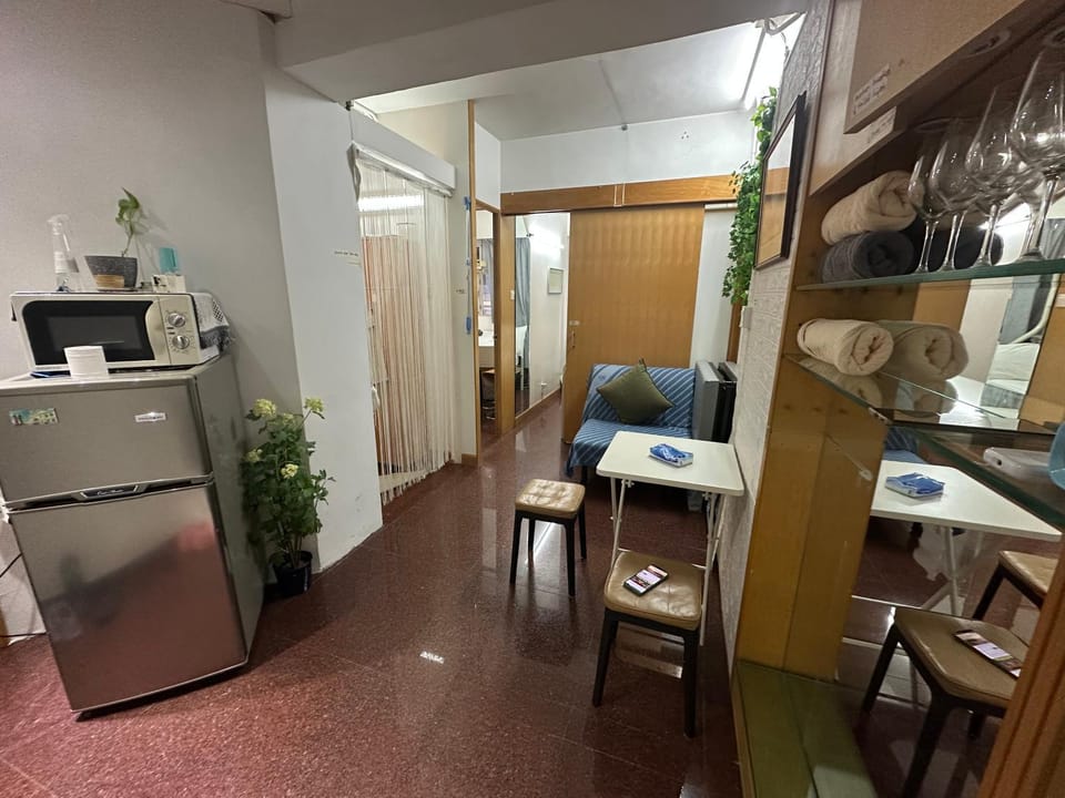 Cozy full Apartment 2 bedroom central area Apartment in Hong Kong