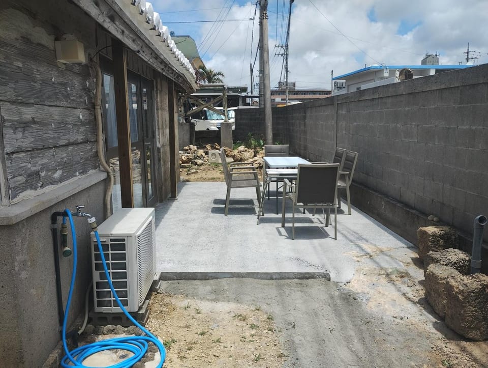 Unwind DAY OFF Nagamo Apartment in Okinawa Prefecture