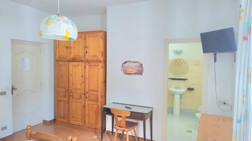 Casa Lucia camera 3 Vacation rental in Casamicciola Terme