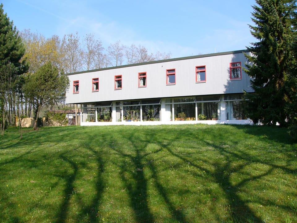 Property building, Spring, Natural landscape, Garden, Garden, Garden view