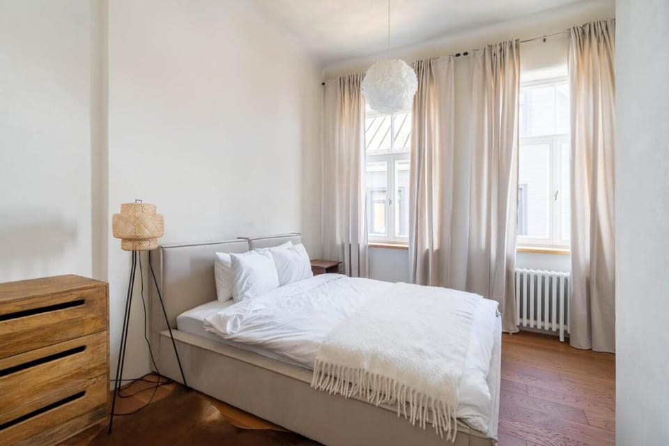 Charming flat with beautiful riverside views Apartment in Riga