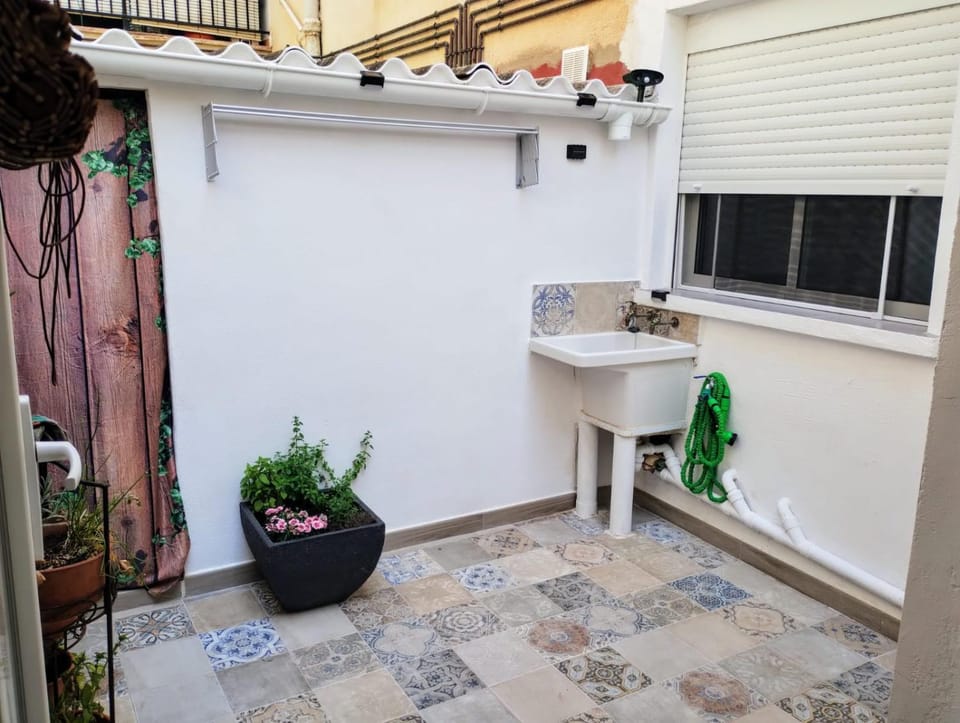 Balcony/Terrace, washing machine