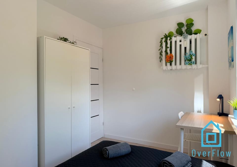 Blue Room 2 minutes to City Center Gdynia & Seaside Vacation rental in Pomeranian Voivodeship