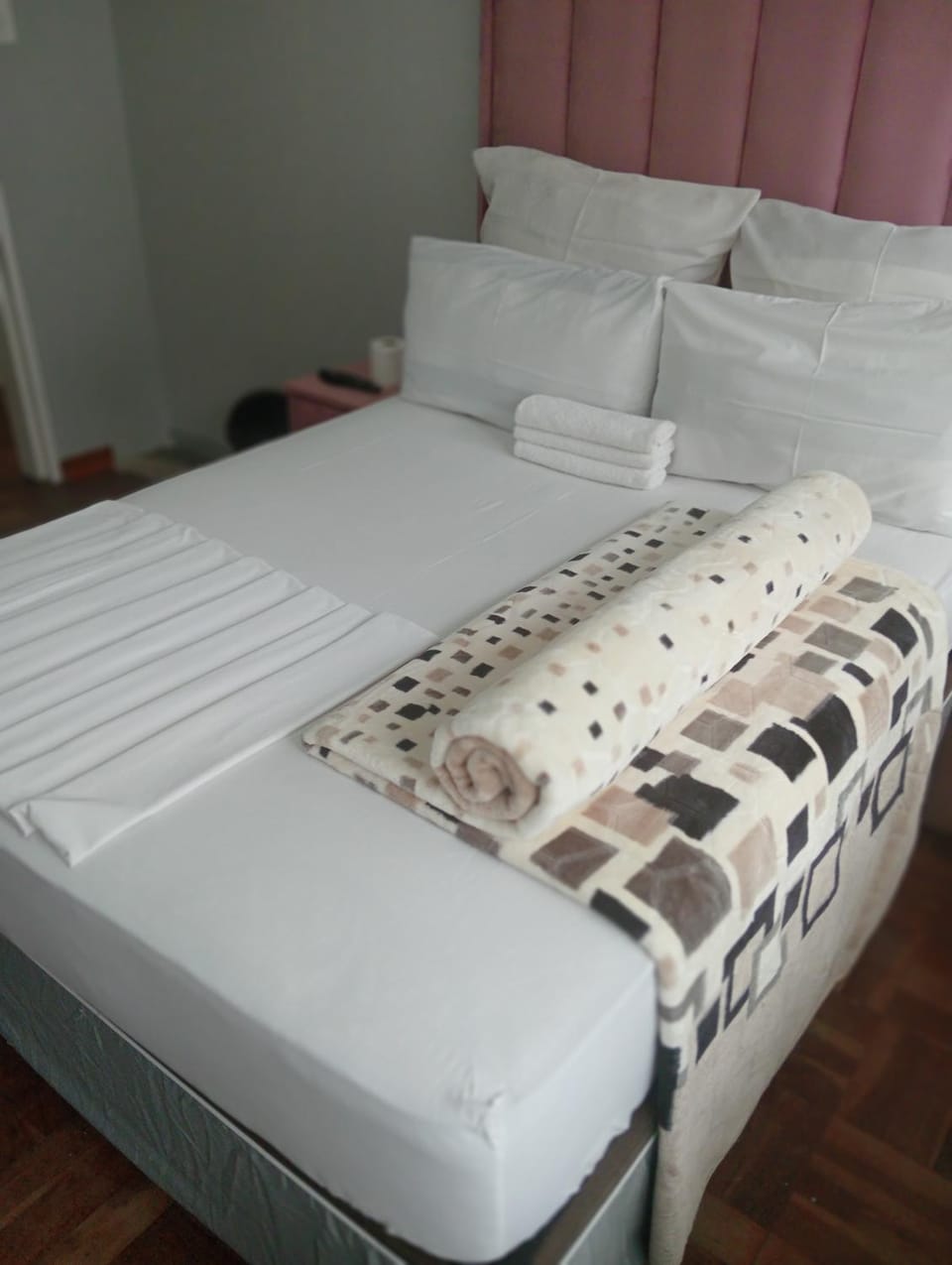 Moonlight Guest House Bed and Breakfast in Gauteng
