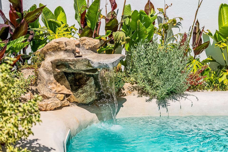 Property building, Swimming pool