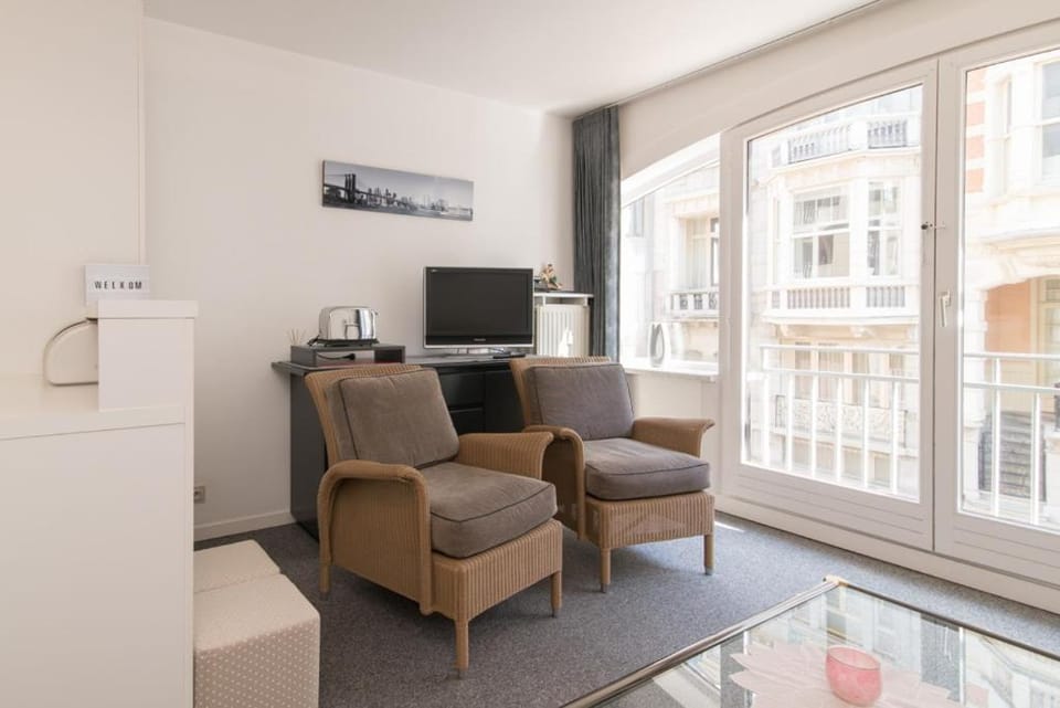LECOMTE - Beachside 154 Apartment in Ostend