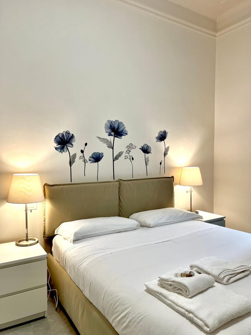 Elegant and with terrace, 15 min from Navigli and the center Apartment in Milan