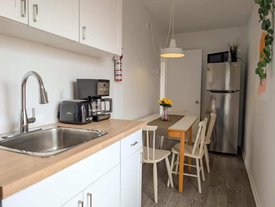 Studio 12 - 2 min du Bord de l'eau Foyer & Barbecue Apartment in Maine