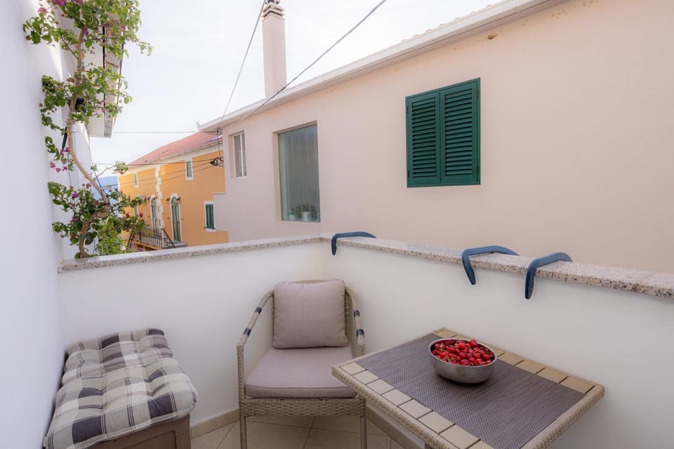 Apartman "Matkovi dvori" Blace Apartment in Dubrovnik-Neretva County