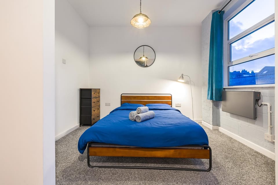 Warehouse Conversion Flat Apartment in London Borough of Southwark