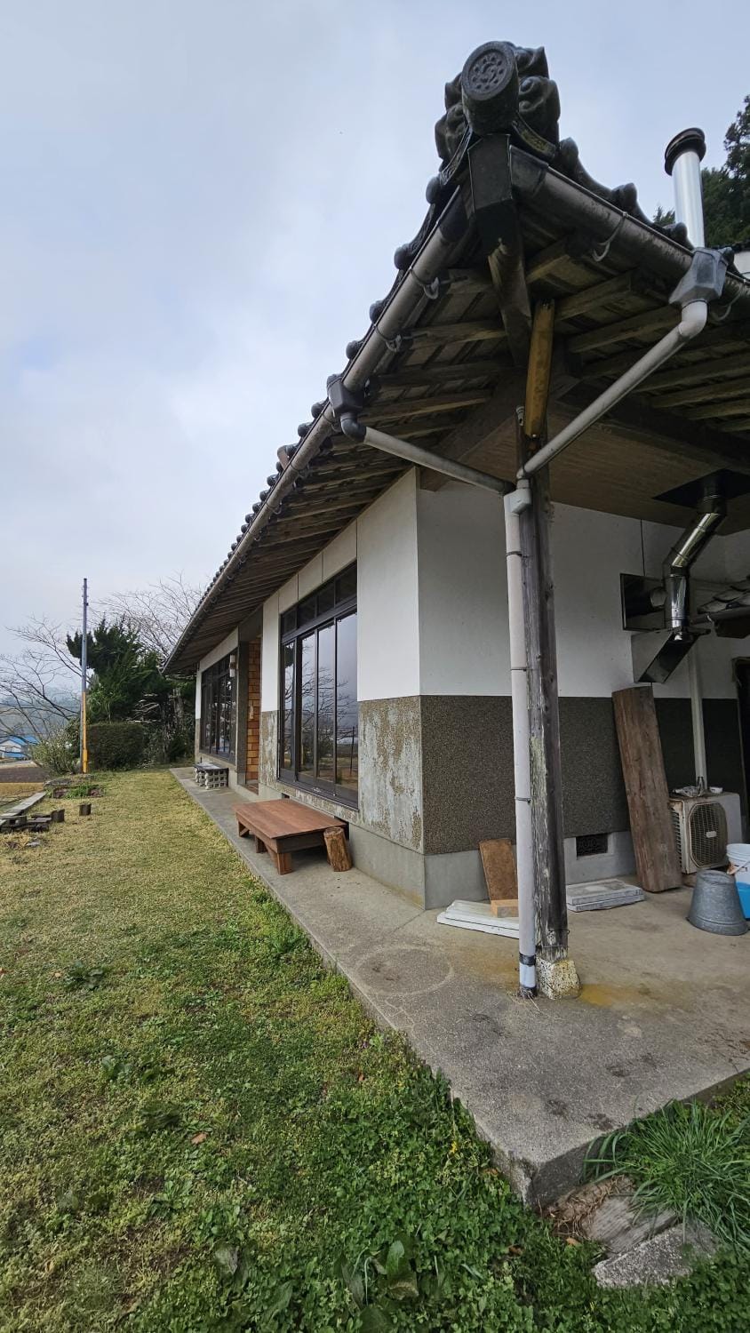 Property building, Garden