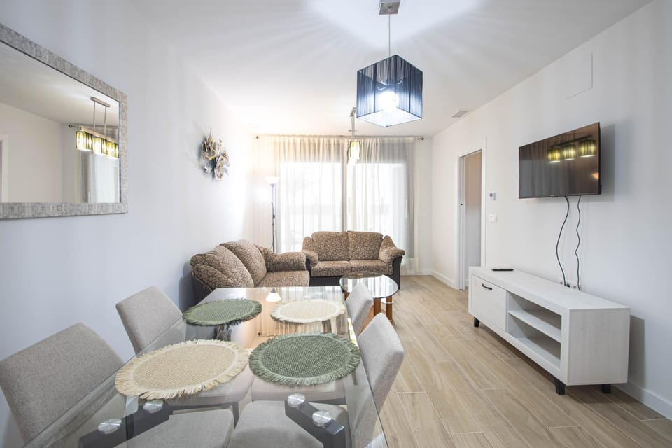 TV and multimedia, Living room, Dining area