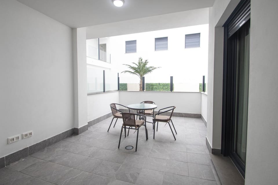 View (from property/room), Balcony/Terrace, Living room, Dining area