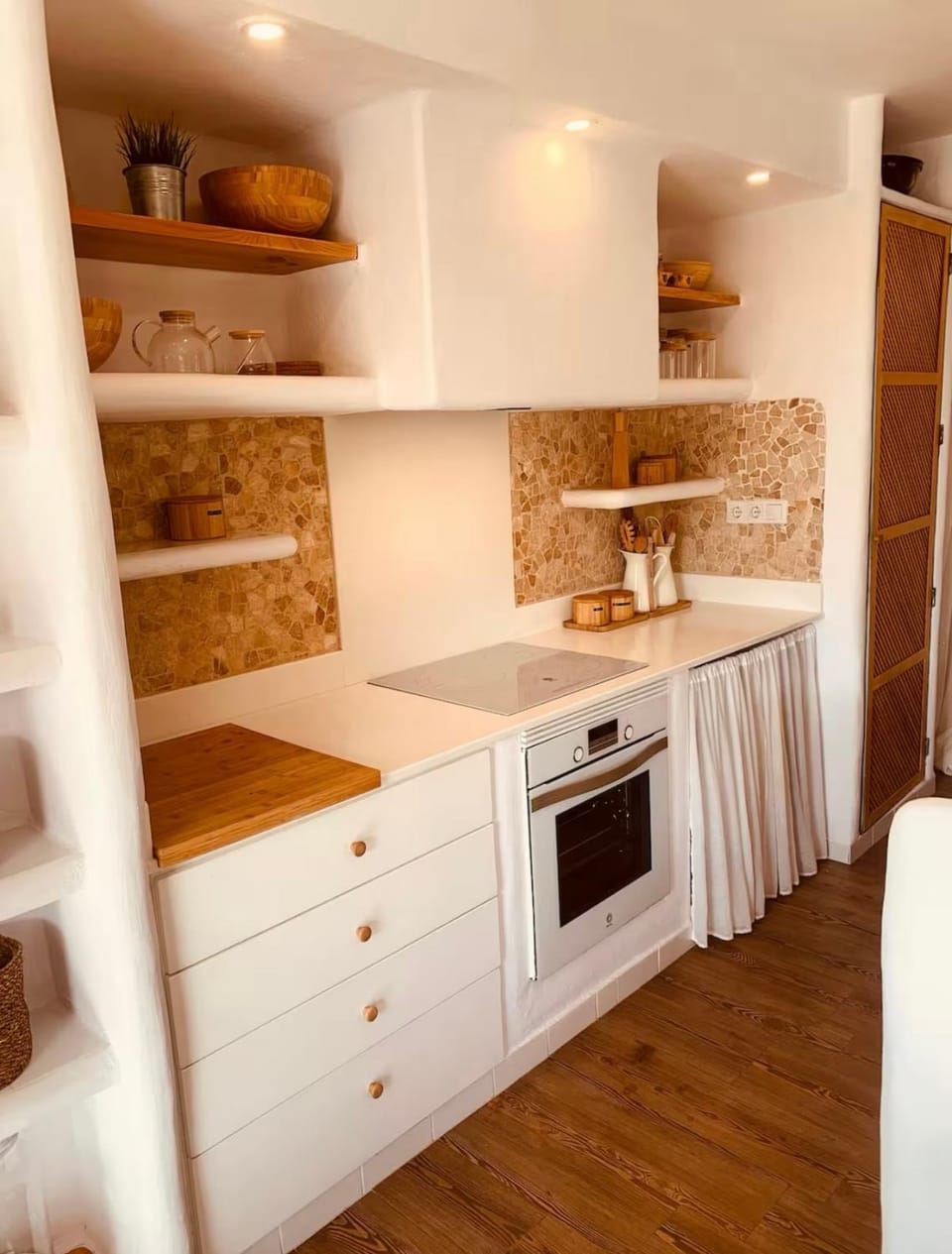 Kitchen or kitchenette, stove