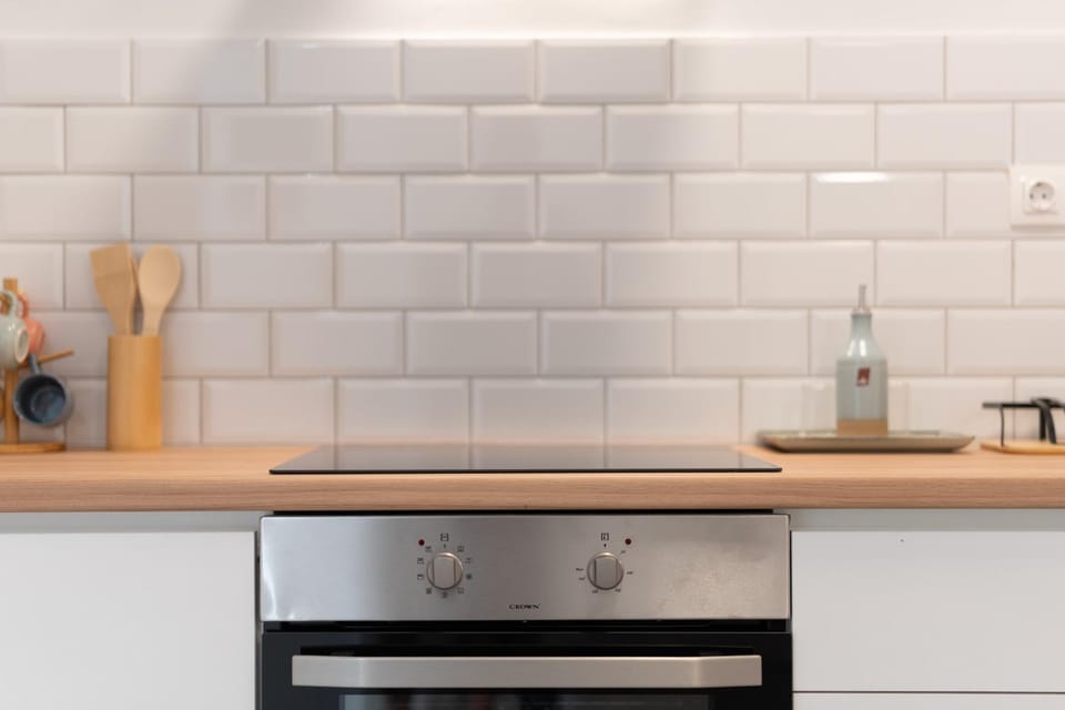 Kitchen or kitchenette, stove