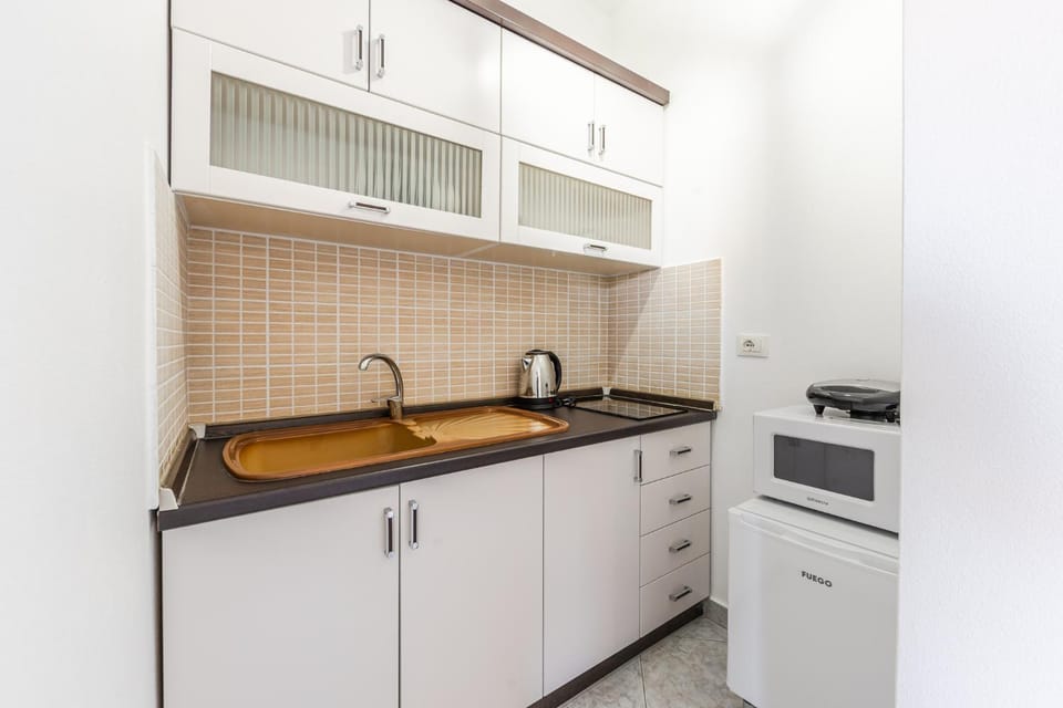 Amazing Studio with Free Parking Golem by PikHost Apartment in Tirana County, Albania