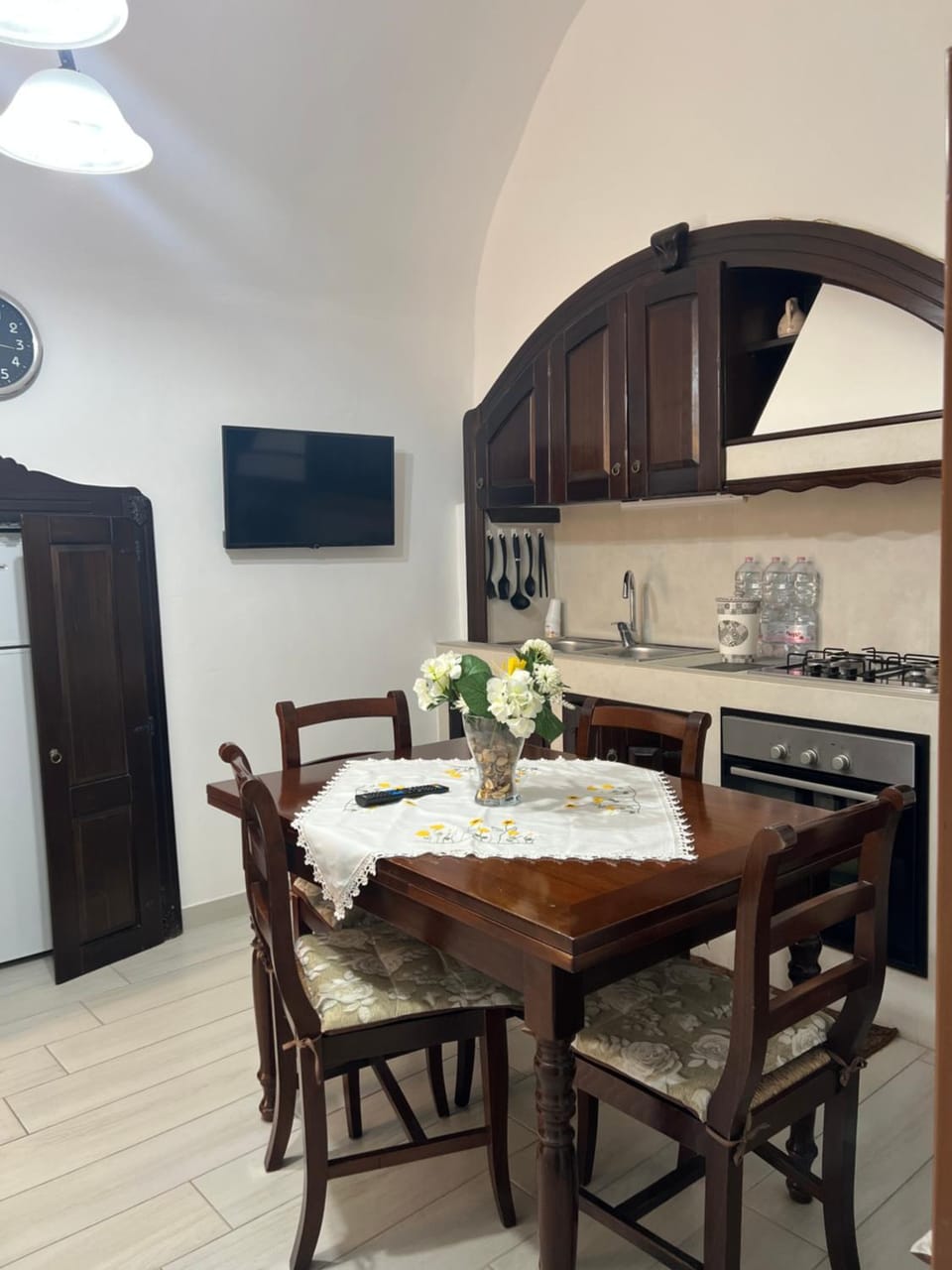 TV and multimedia, Kitchen or kitchenette, Dining area, pet friendly