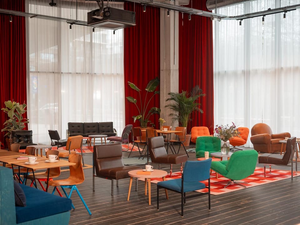 Seating area