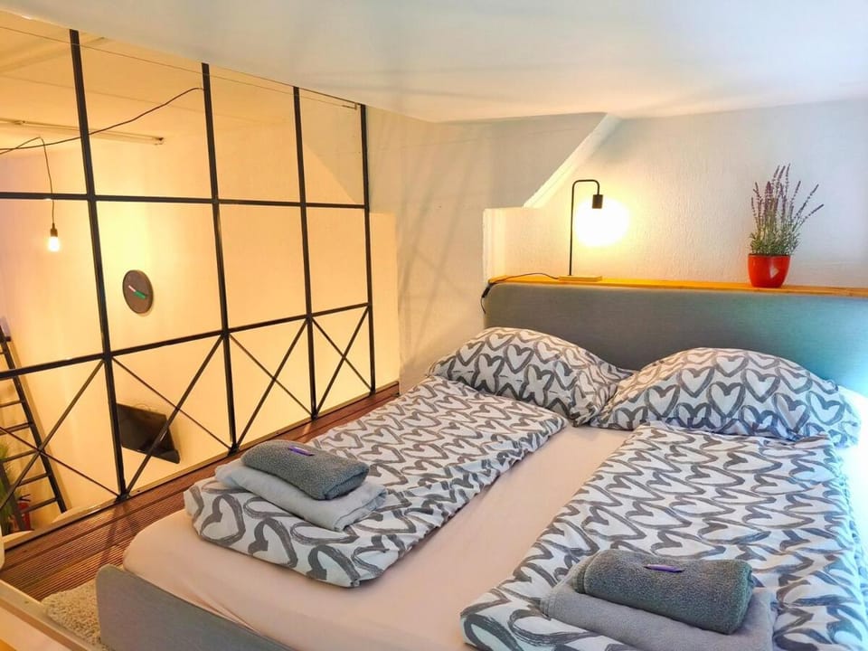 MOOKI Loft und Lake Ossiacher See Gerlitzen own beach Apartment in Villach