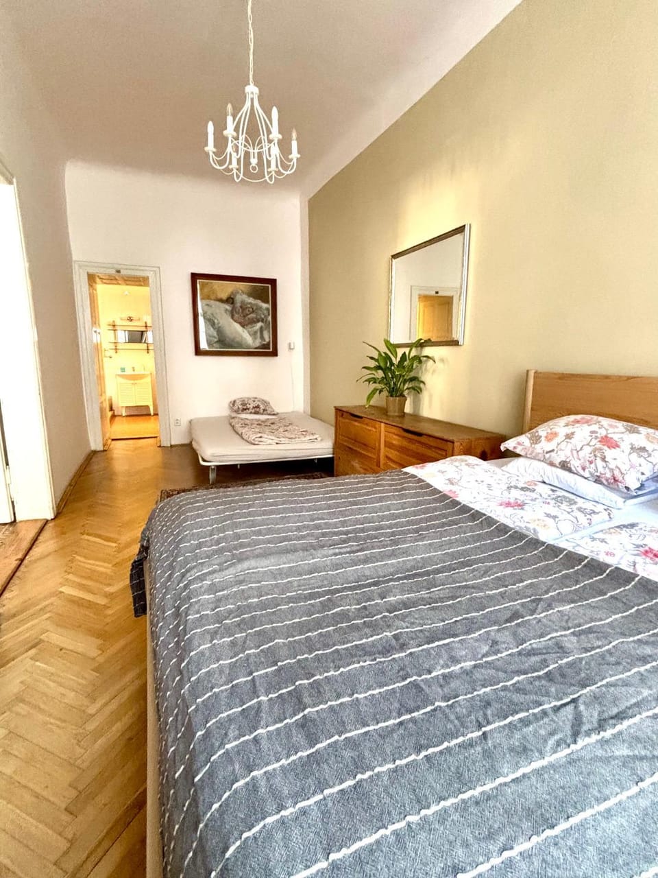 Old Town Magical Stay Comfy 2BDR Historic House Apartment in Prague