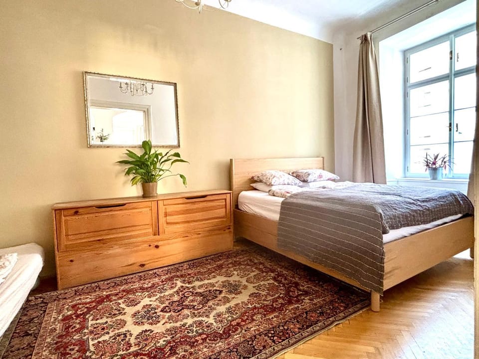 Old Town Magical Stay Comfy 2BDR Historic House Apartment in Prague