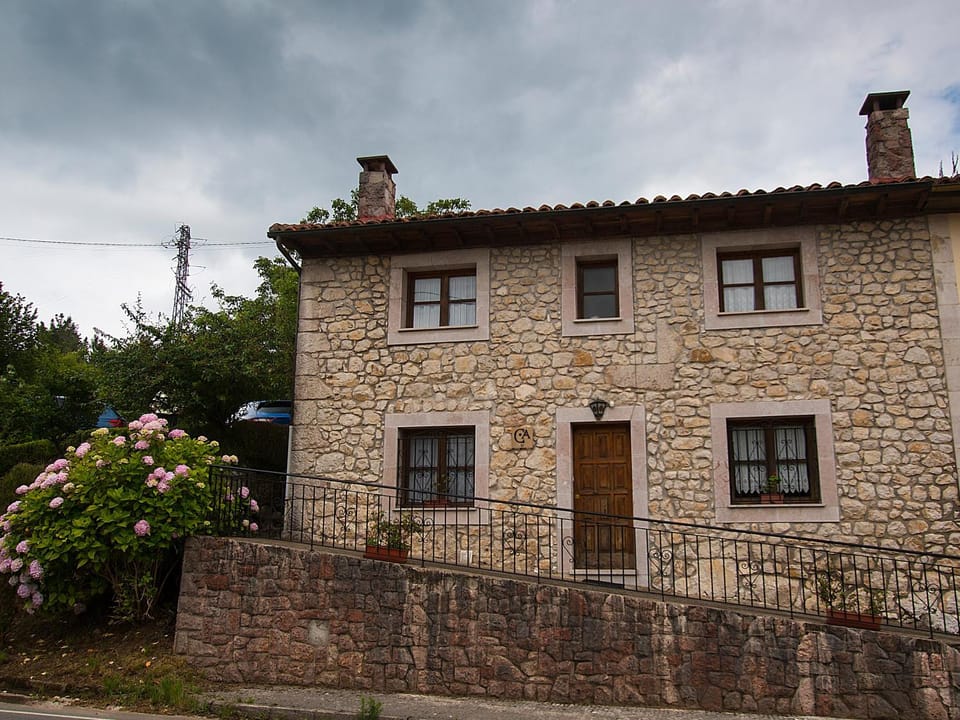 Casa de Aldea La Jaya II House in Asturias