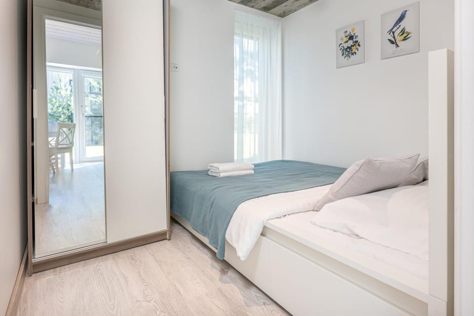 2BR I Calm Area I Near Seaside & Pool I Parking I ᴄᴏʜᴏsᴛ Apartment in Palanga