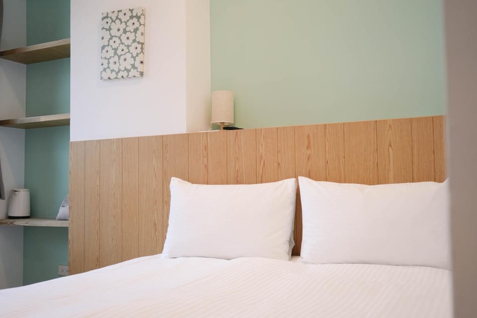 Bed, Decorative detail, Bedroom