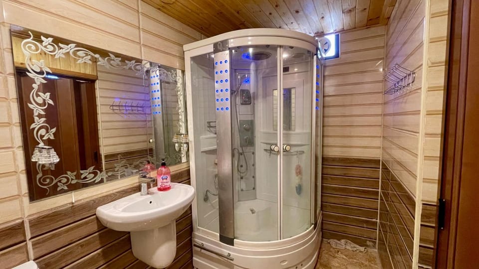 كوخ واستراحة شيخ الجبل Chalet in Africa