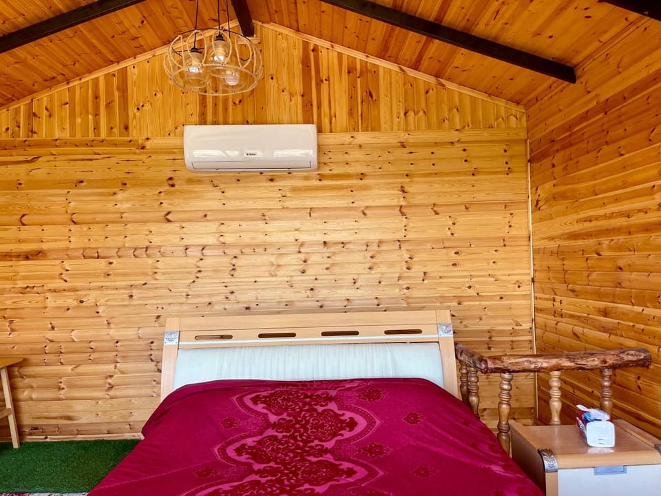 كوخ واستراحة شيخ الجبل Chalet in Africa