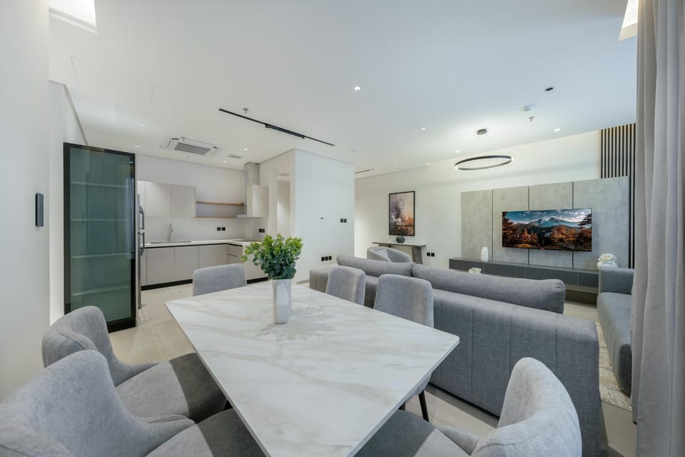 Modern 2 bdr apart in Al Mohammadiyyah Apartment in Riyadh